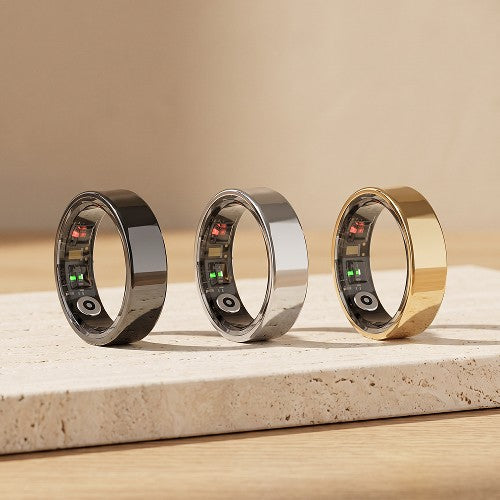 Lume Ring nas três cores sobre superfície clara
